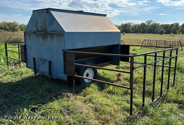 image for item EV3093 L-H creep feeder