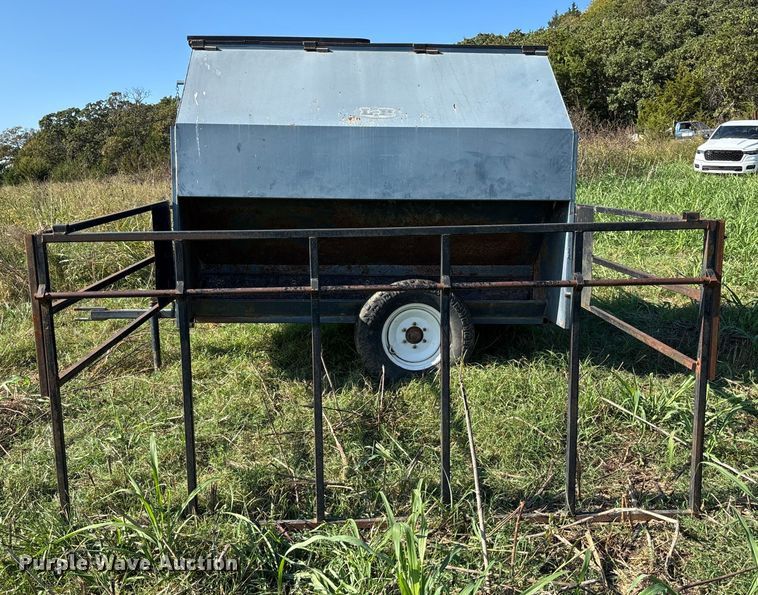 image for item EV3093 L-H creep feeder