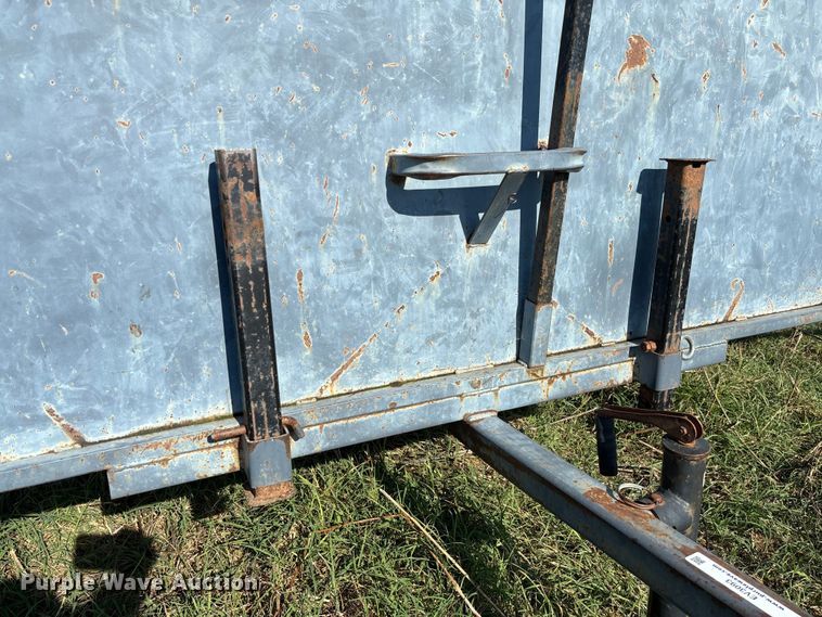 image for item EV3093 L-H creep feeder