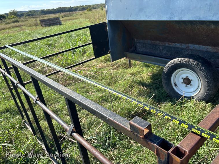 image for item EV3093 L-H creep feeder