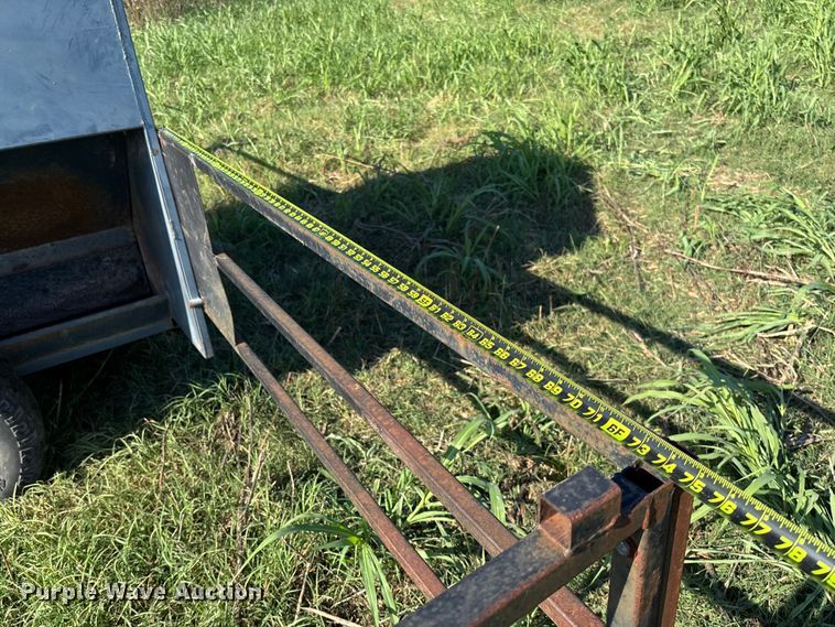 image for item EV3093 L-H creep feeder