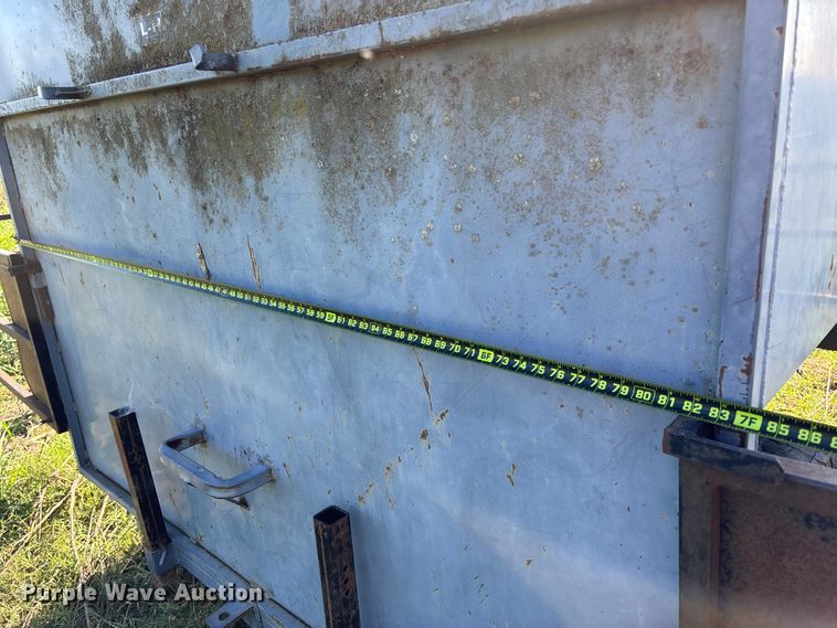 image for item EV3093 L-H creep feeder