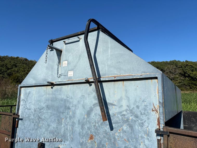 image for item EV3093 L-H creep feeder