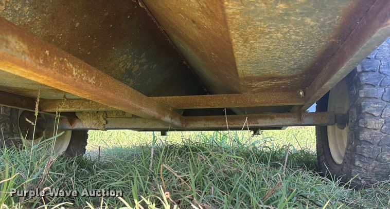 image for item EV3093 L-H creep feeder