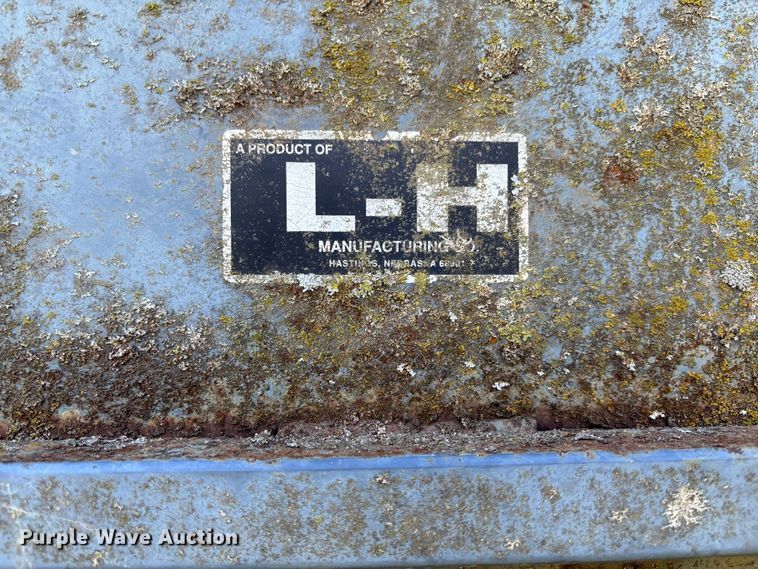 image for item EV3093 L-H creep feeder