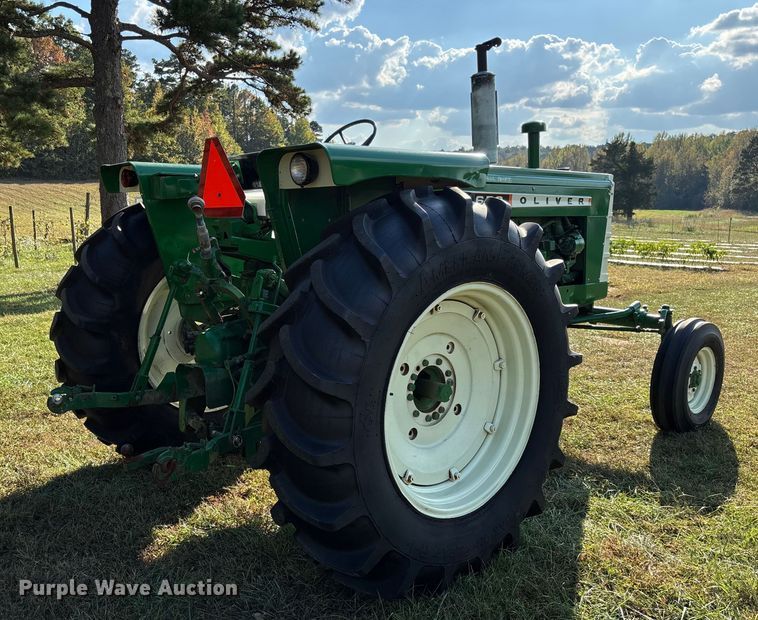 image for item EV3161 1965 Oliver 1650 tractor