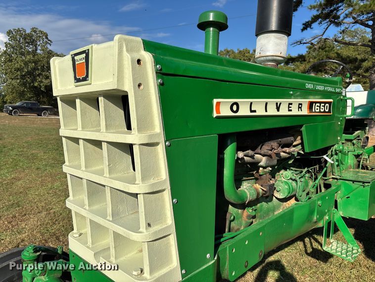 image for item EV3161 1965 Oliver 1650 tractor