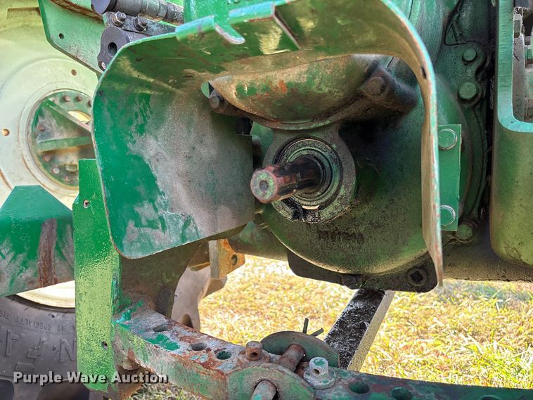 image for item EV3161 1965 Oliver 1650 tractor