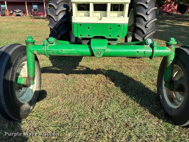 image for item EV3161 1965 Oliver 1650 tractor