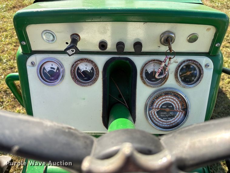 image for item EV3161 1965 Oliver 1650 tractor
