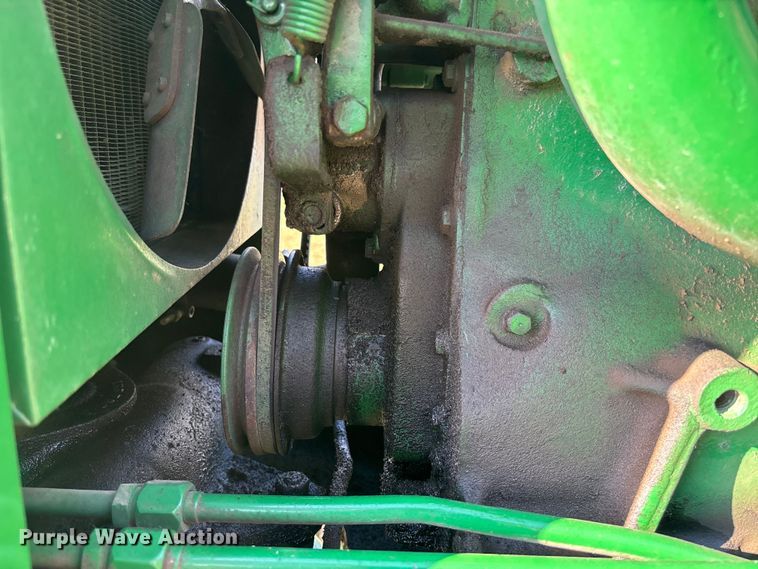 image for item EV3161 1965 Oliver 1650 tractor