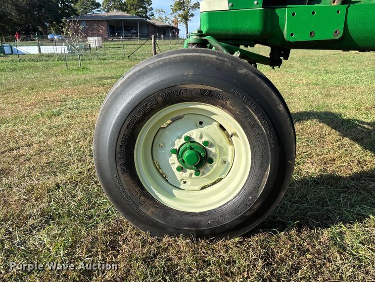 image for item EV3161 1965 Oliver 1650 tractor
