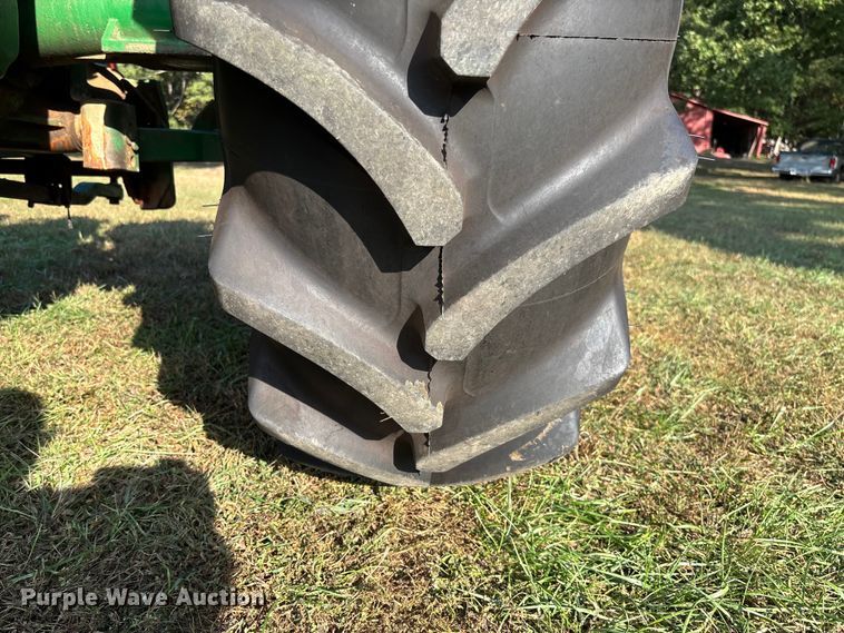 image for item EV3161 1965 Oliver 1650 tractor