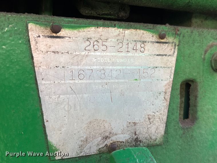 image for item EV3161 1965 Oliver 1650 tractor