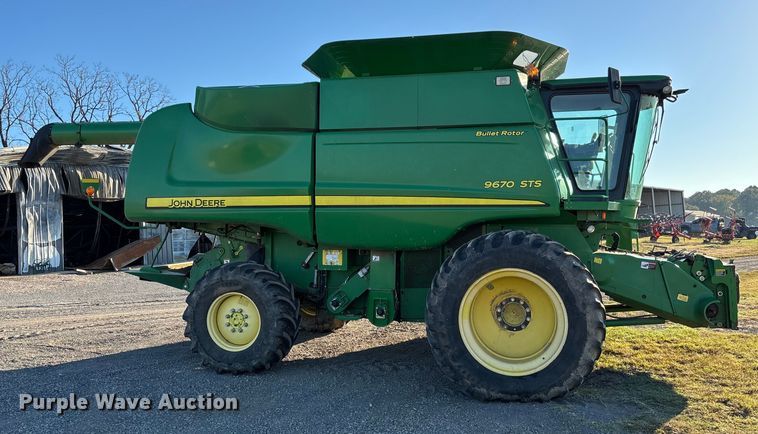 image for item EV3165 John Deere 9670 STS RWA combine