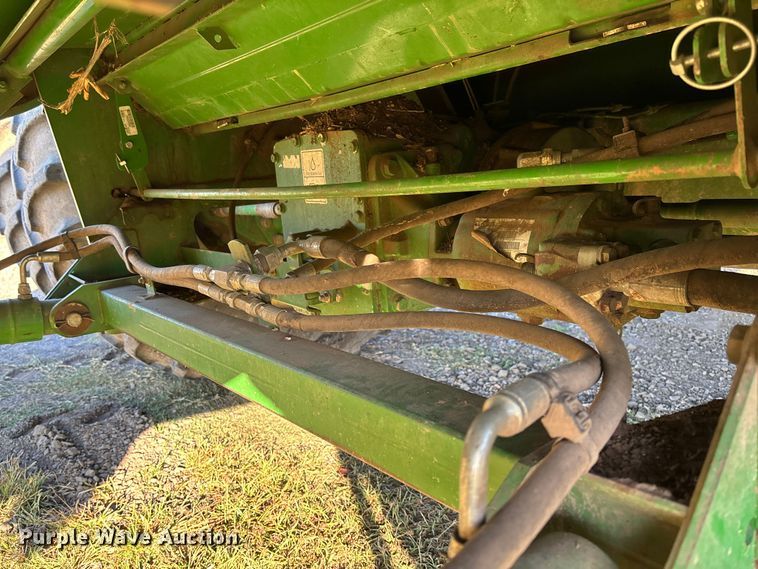 image for item EV3165 John Deere 9670 STS RWA combine