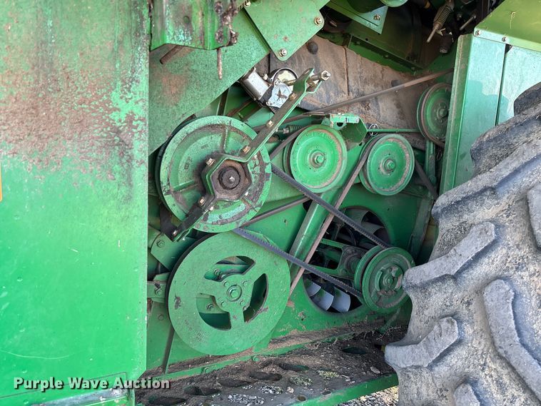 image for item EV3165 John Deere 9670 STS RWA combine