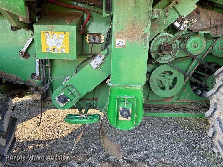 image for item EV3165 John Deere 9670 STS RWA combine