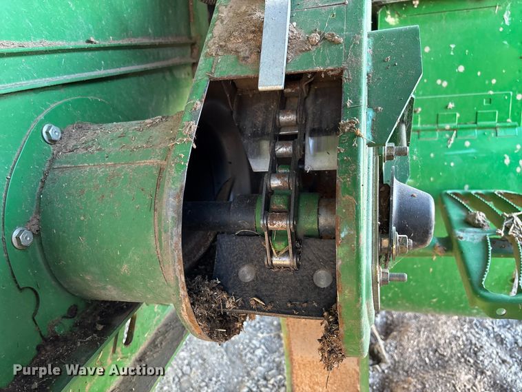 image for item EV3165 John Deere 9670 STS RWA combine