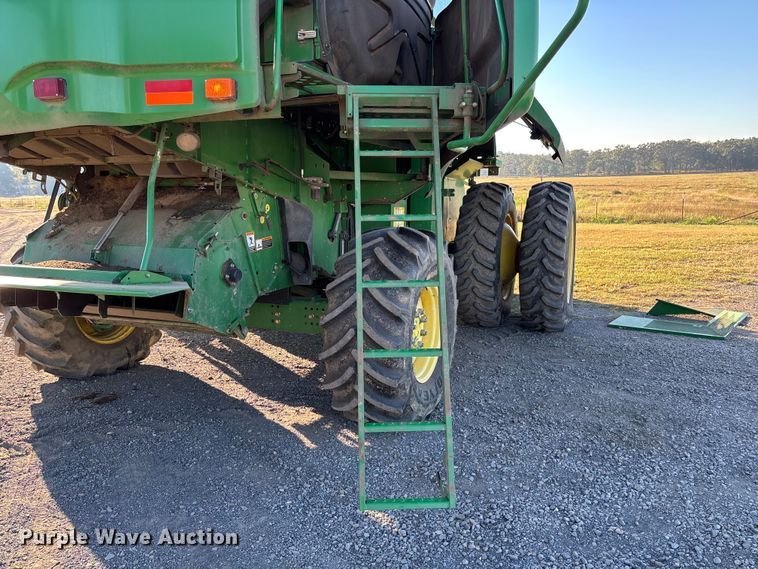 image for item EV3165 John Deere 9670 STS RWA combine