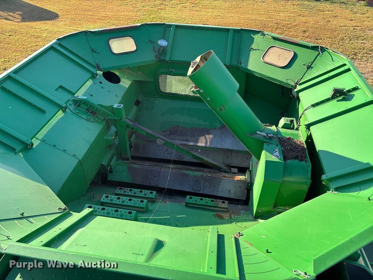 image for item EV3165 John Deere 9670 STS RWA combine