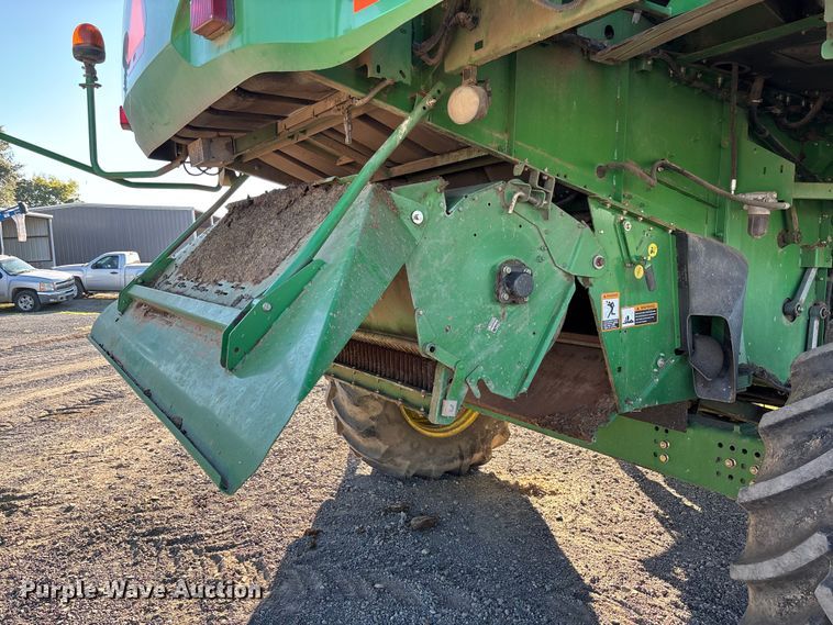 image for item EV3165 John Deere 9670 STS RWA combine