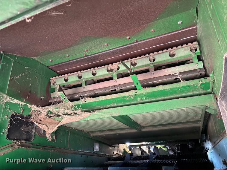 image for item EV3165 John Deere 9670 STS RWA combine