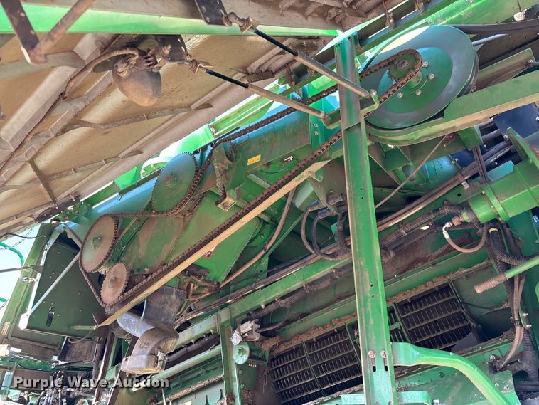 image for item EV3165 John Deere 9670 STS RWA combine