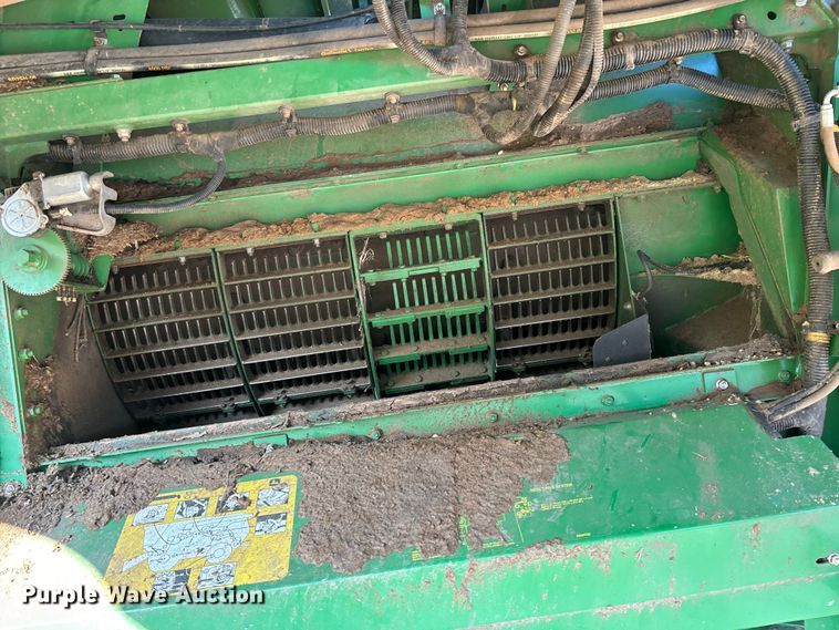 image for item EV3165 John Deere 9670 STS RWA combine