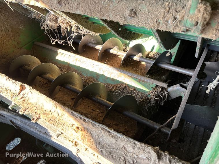 image for item EV3165 John Deere 9670 STS RWA combine