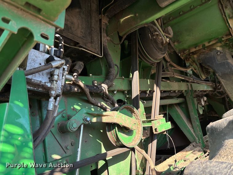 image for item EV3165 John Deere 9670 STS RWA combine