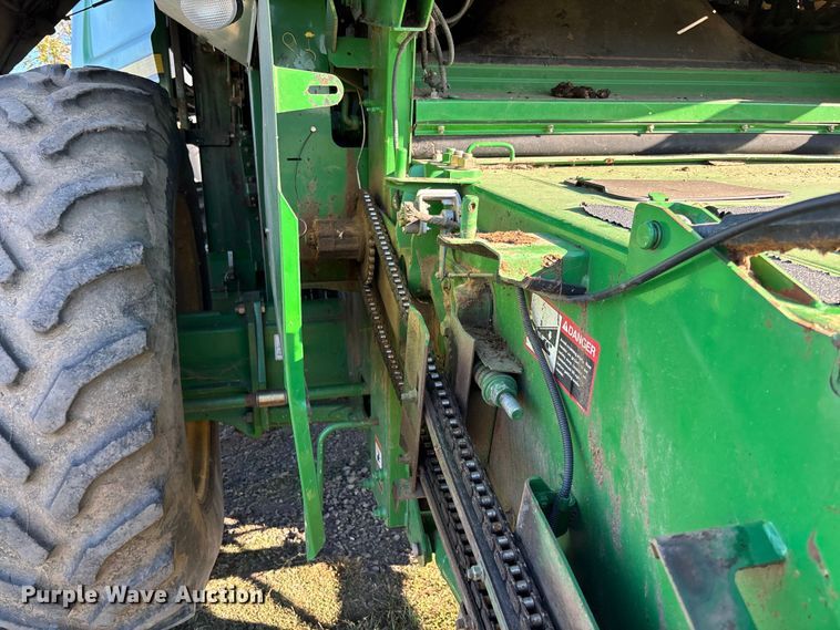 image for item EV3165 John Deere 9670 STS RWA combine