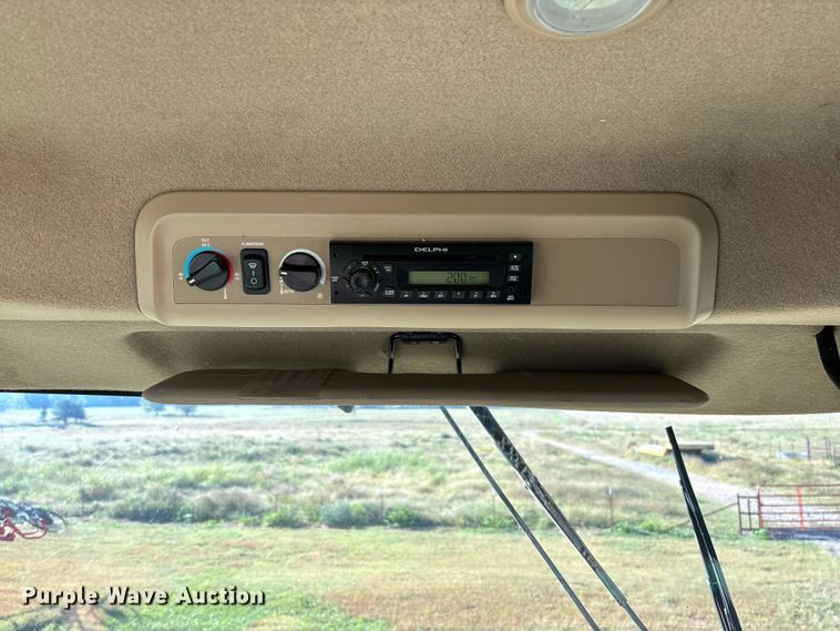 image for item EV3165 John Deere 9670 STS RWA combine