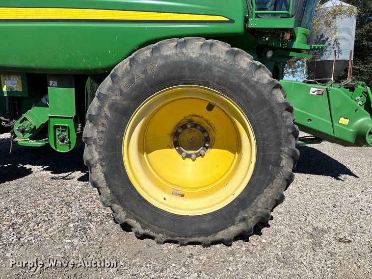 image for item EV3165 John Deere 9670 STS RWA combine