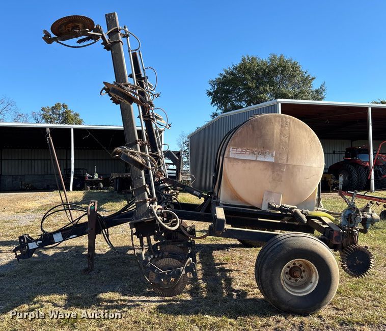 image for item EV3166 Adams NH3 applicator