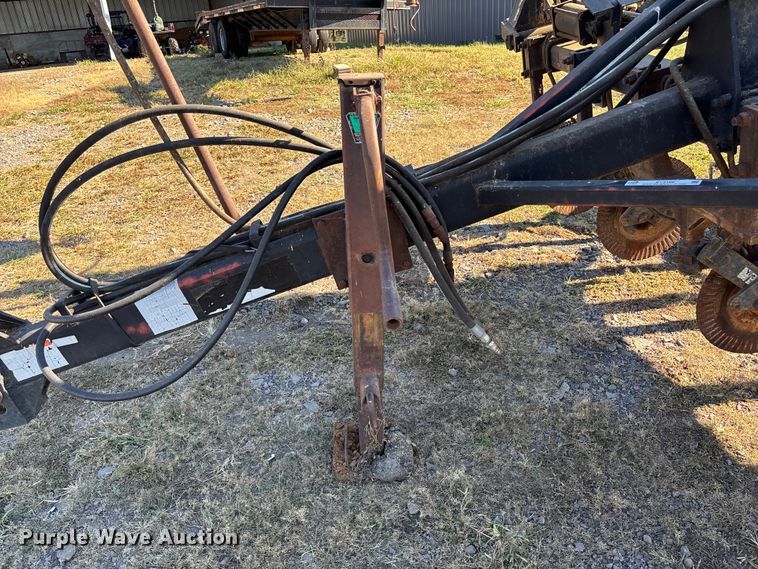 image for item EV3166 Adams NH3 applicator