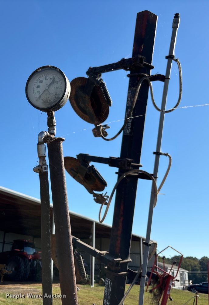 image for item EV3166 Adams NH3 applicator