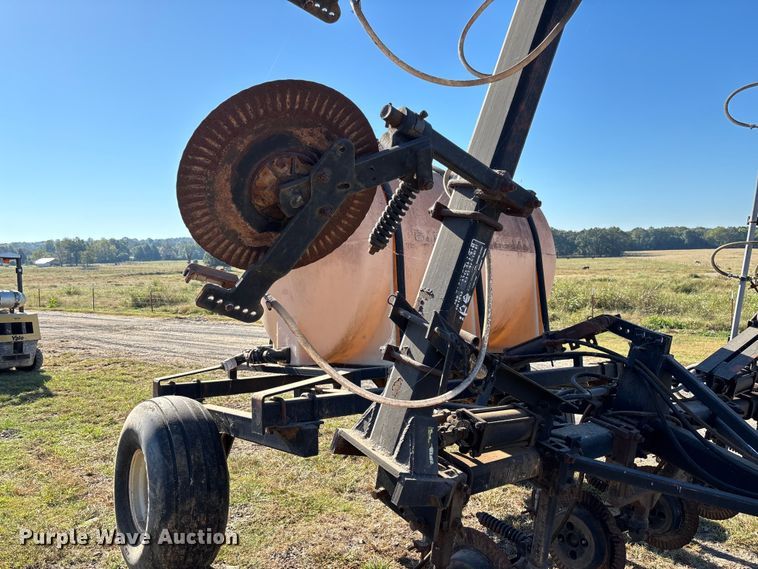 image for item EV3166 Adams NH3 applicator