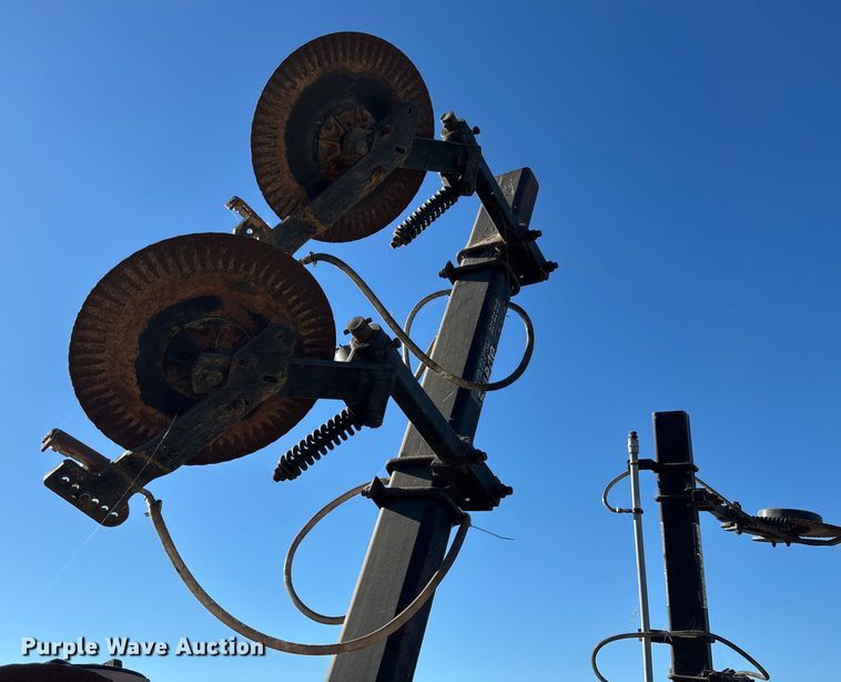 image for item EV3166 Adams NH3 applicator