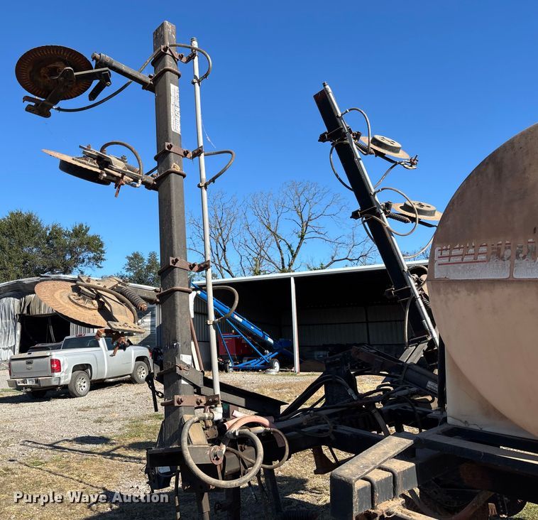 image for item EV3166 Adams NH3 applicator