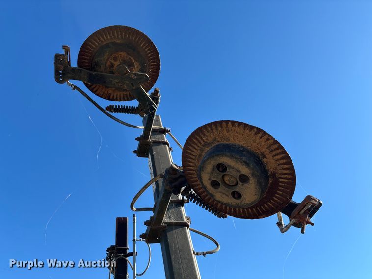 image for item EV3166 Adams NH3 applicator