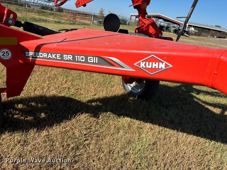 image for item EV3167 Kuhn SR110 GII hay rake