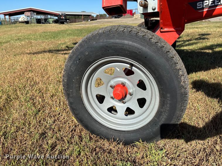 image for item EV3167 Kuhn SR110 GII hay rake