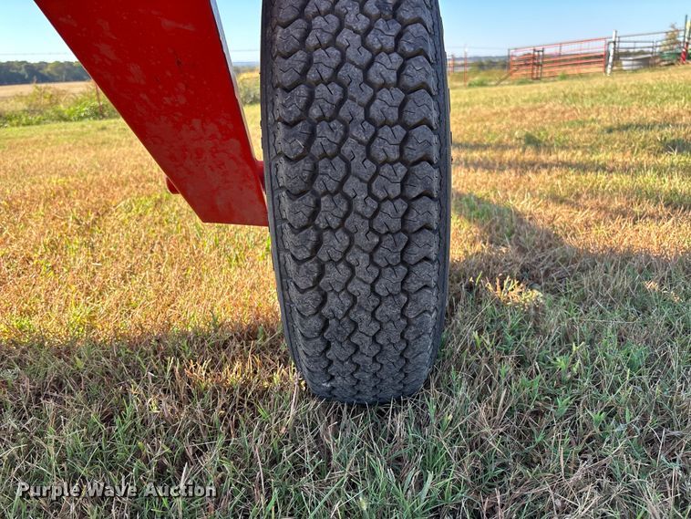 image for item EV3167 Kuhn SR110 GII hay rake