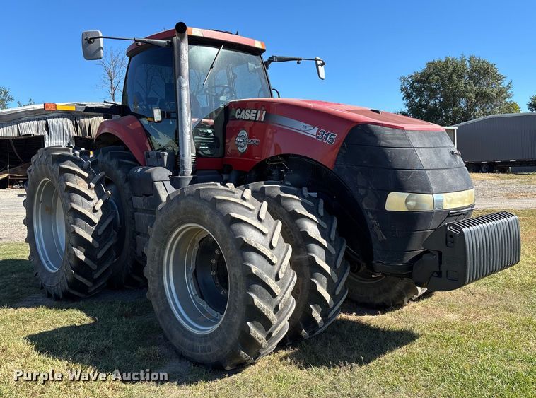 image for item EV3170 2013 Case-IH Magnum 315 MFWD tractor