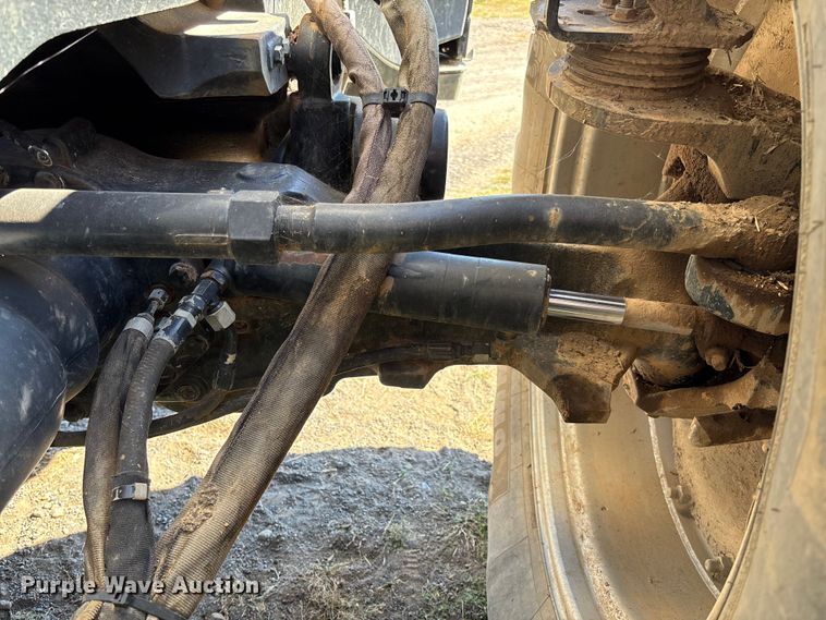 image for item EV3170 2013 Case-IH Magnum 315 MFWD tractor