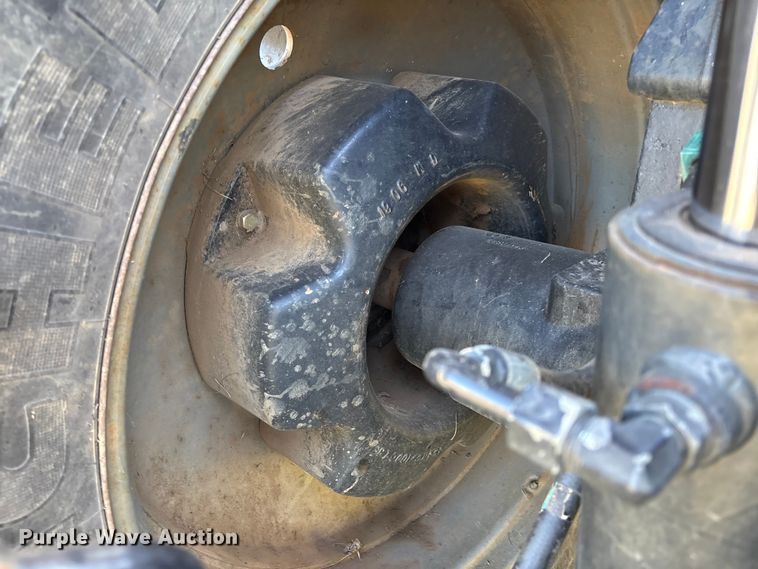 image for item EV3170 2013 Case-IH Magnum 315 MFWD tractor