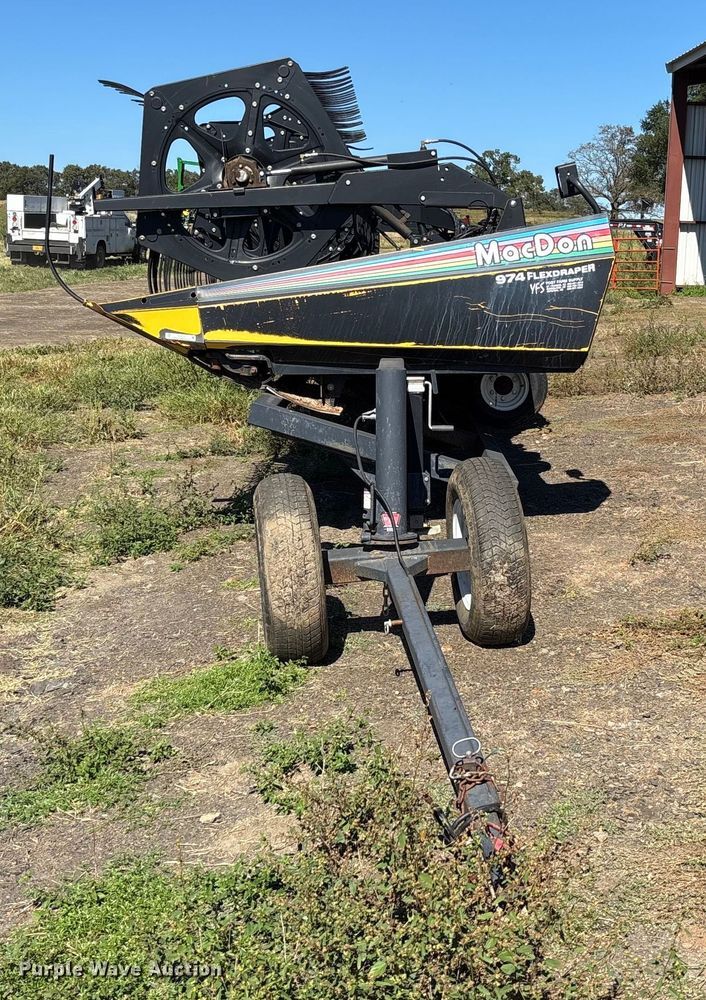 image for item EV3174 Macdon 974 flex draper head