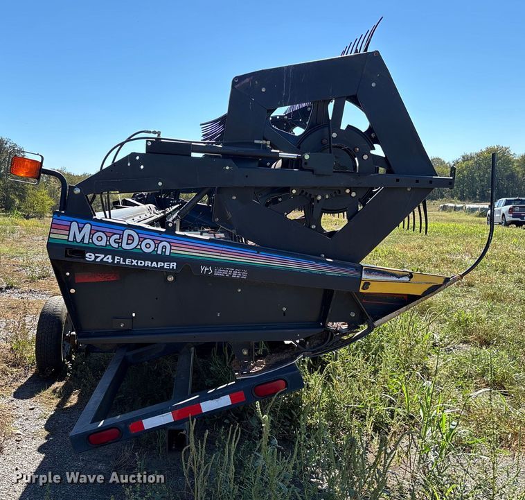 image for item EV3174 Macdon 974 flex draper head