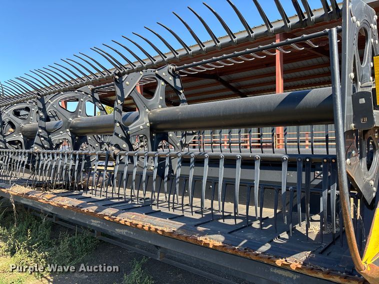 image for item EV3174 Macdon 974 flex draper head